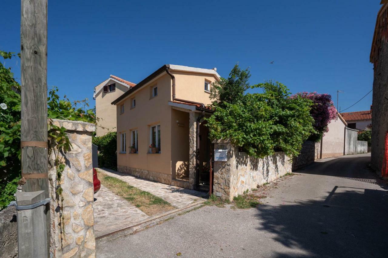 Ližnjan Apartment Limun מראה חיצוני תמונה